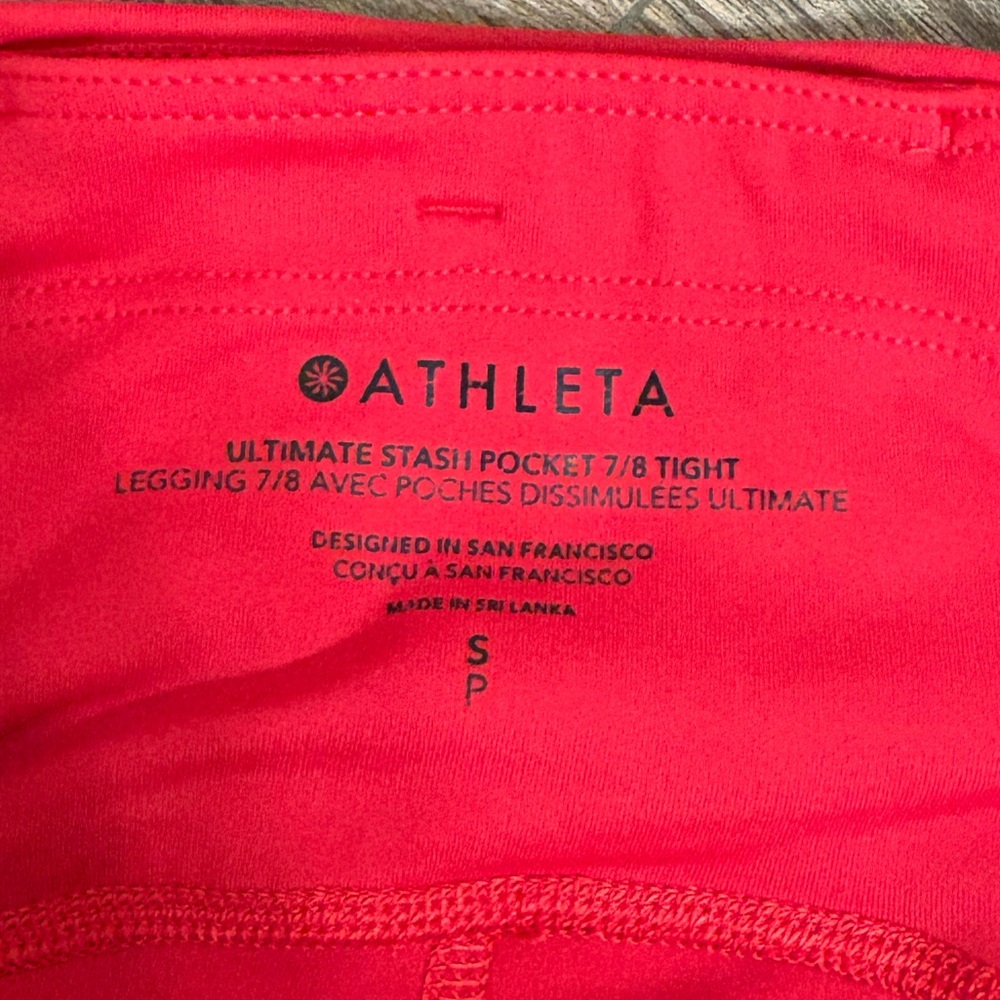 Athleta Bold Red Ultimate stash pocket 7/8 Leggings - Picture 2 of 5